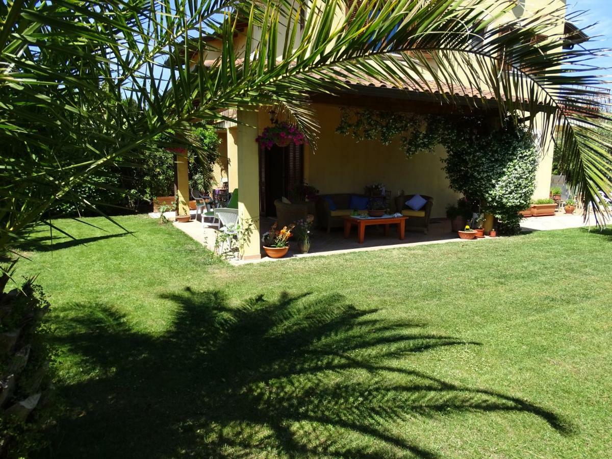 B&B La Dolce Vita Marsiliana Bagian luar foto