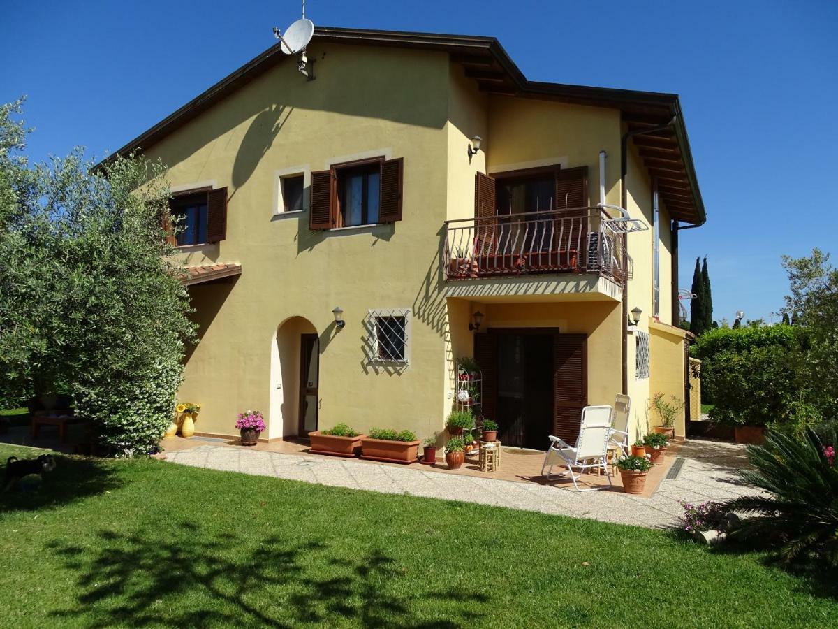 B&B La Dolce Vita Marsiliana Bagian luar foto