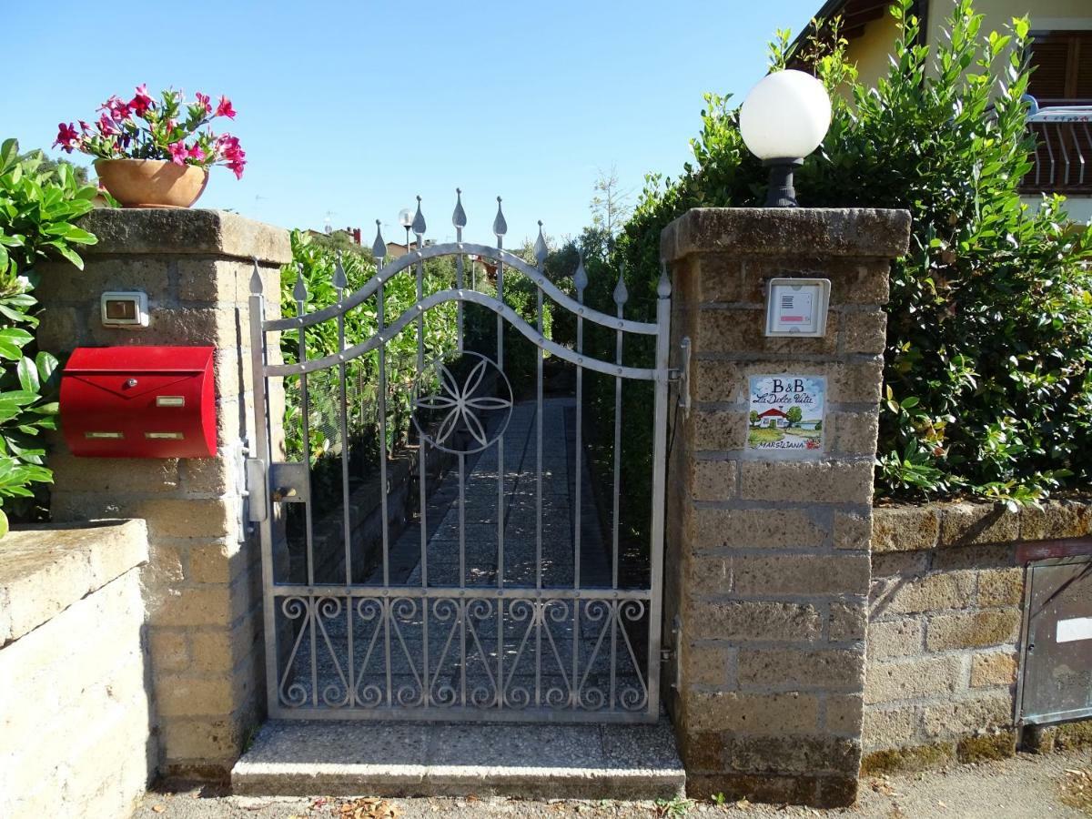 B&B La Dolce Vita Marsiliana Bagian luar foto