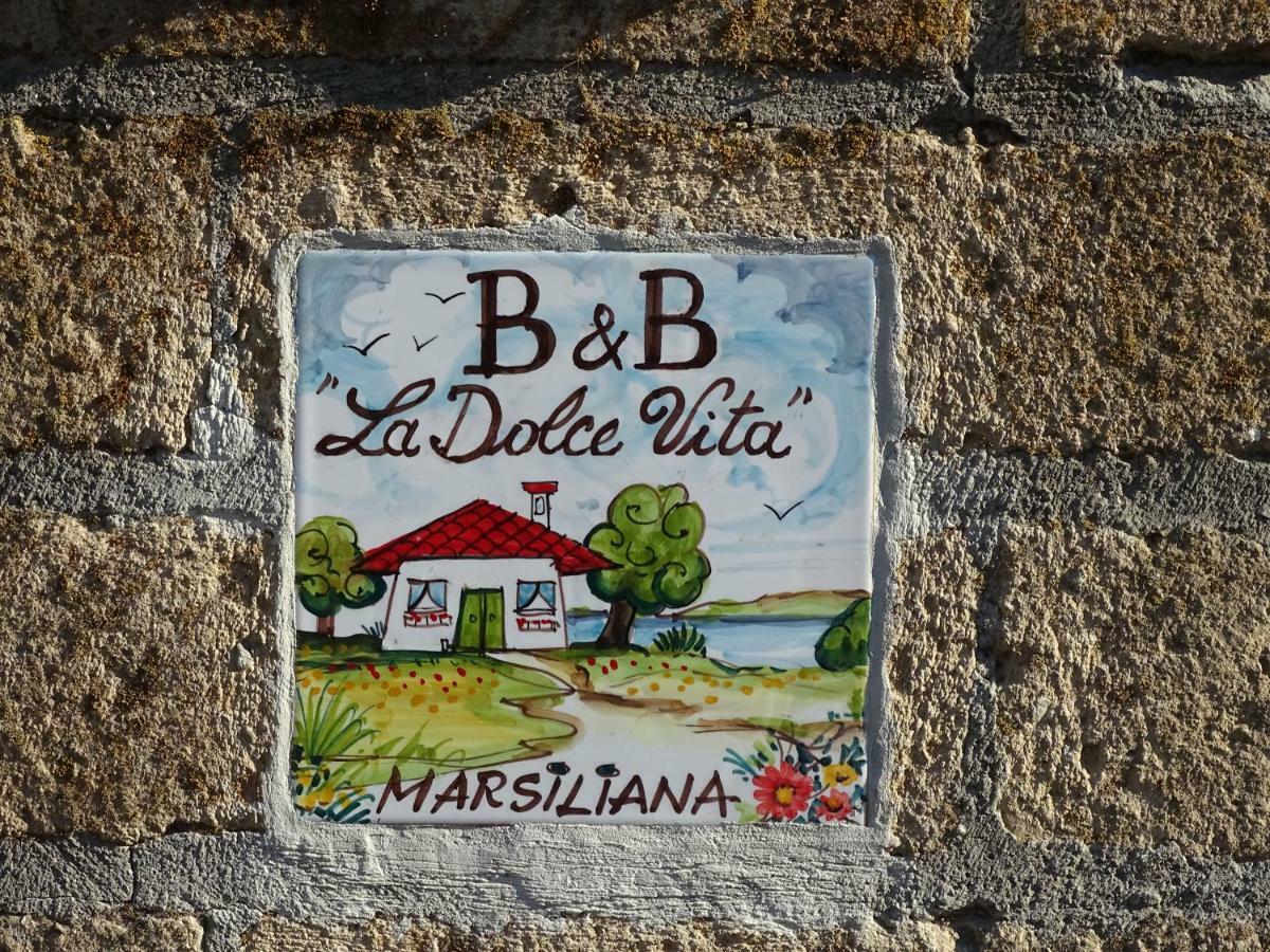 B&B La Dolce Vita Marsiliana Bagian luar foto